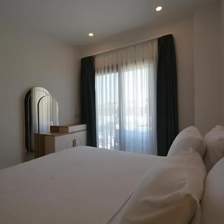 Kaura Villalari Villa *