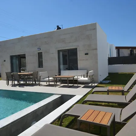 Kaura Villalari Villa *